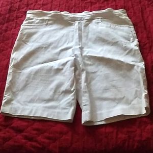 Woman's Shorts